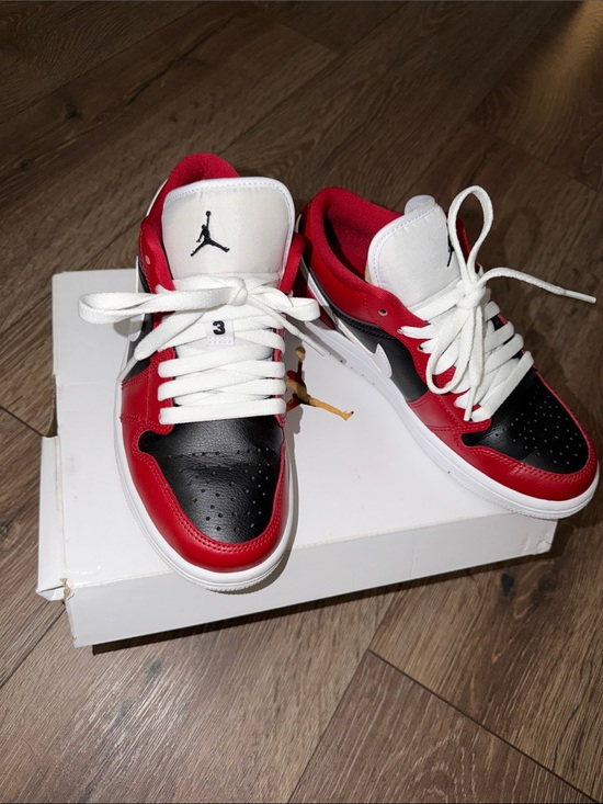 Jordan Shoes - Jordan Low Top Sneakers in Red, Black & White